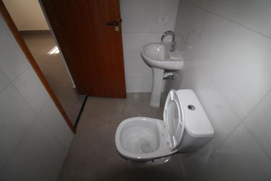 Banheiro de apartamento para alugar com 2 quartos, 45m² em Vila Guilherme, São Paulo