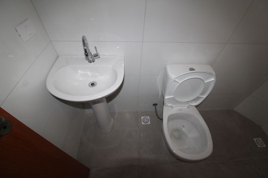 Banheiro de apartamento para alugar com 2 quartos, 45m² em Vila Guilherme, São Paulo