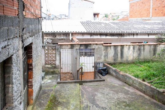 Área comum de casa para alugar com 1 quarto, 50m² em Taboão, Diadema