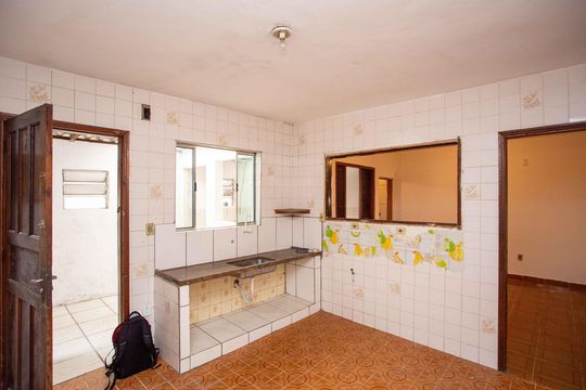 Cozinha de casa para alugar com 1 quarto, 50m² em Taboão, Diadema