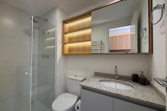 Studio Banheiro de kitnet/studio para alugar com 1 quarto, 24m² em Pinheiros, São Paulo
