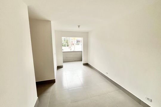 Sala de apartamento para alugar com 2 quartos, 46m² em Vila Guilherme, São Paulo