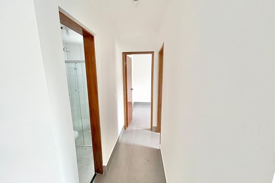 Corredor de apartamento para alugar com 2 quartos, 46m² em Vila Guilherme, São Paulo