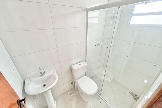 Banheiro de apartamento para alugar com 2 quartos, 46m² em Vila Guilherme, São Paulo