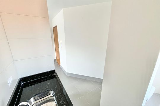 Cozinha de apartamento para alugar com 2 quartos, 44m² em Vila Guilherme, São Paulo