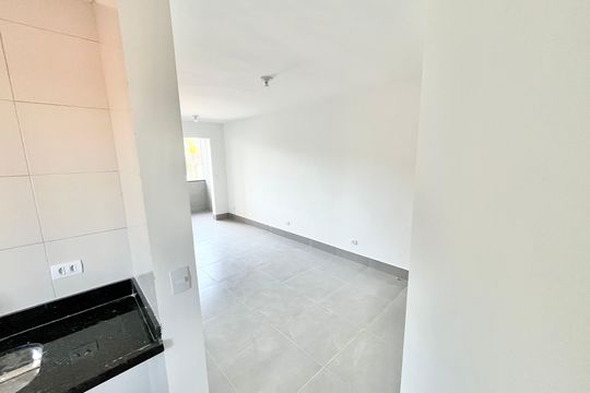 Cozinha de apartamento para alugar com 2 quartos, 44m² em Vila Guilherme, São Paulo
