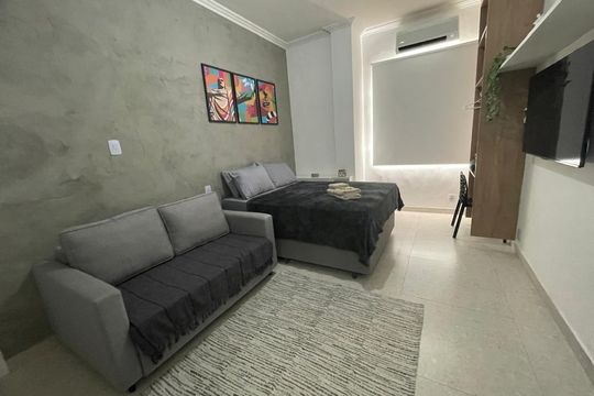 Sala / Quarto de kitnet/studio à venda com 1 quarto, 22m² em Copacabana, Rio de Janeiro