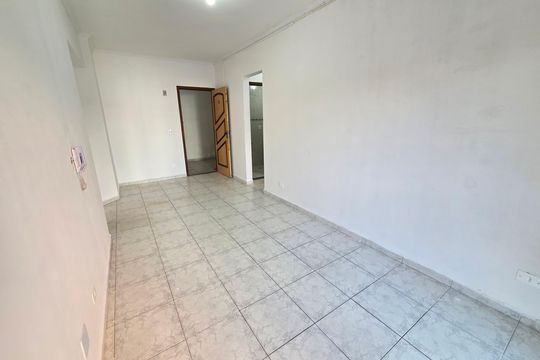 Sala de apartamento para alugar com 1 quarto, 75m² em Vila Tupi, Praia Grande