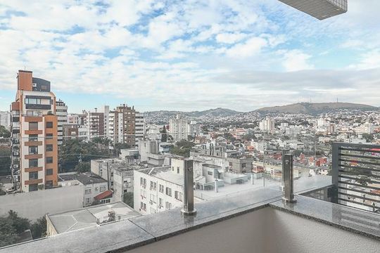 Varanda de apartamento à venda com 3 quartos, 110m² em Petrópolis, Porto Alegre