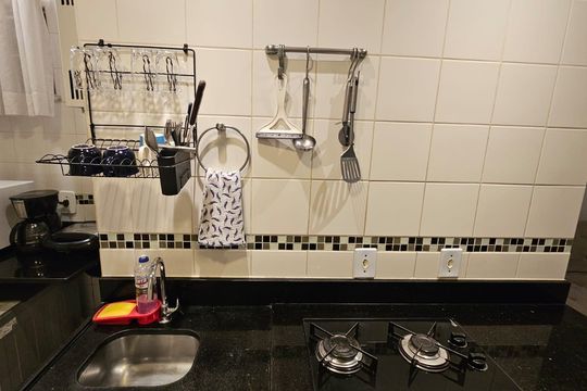 Cozinha de kitnet/studio à venda com 1 quarto, 33m² em Copacabana, Rio de Janeiro