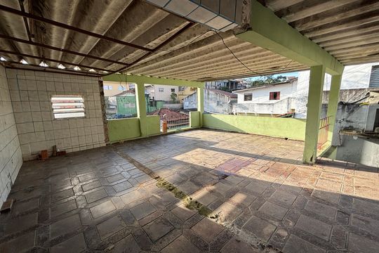 Garagem de casa para alugar com 3 quartos, 120m² em Santa Luzia, Ribeirão Pires