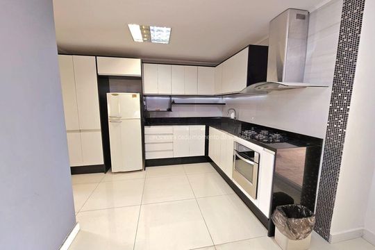 Cozinha de casa para alugar com 3 quartos, 92m² em Centro, Gravataí