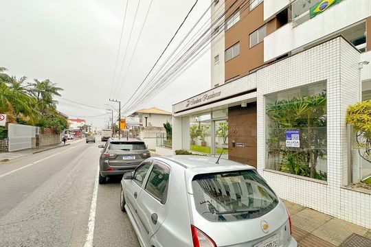 Vista da Rua de apartamento para alugar com 3 quartos, 70m² em Areias, São José