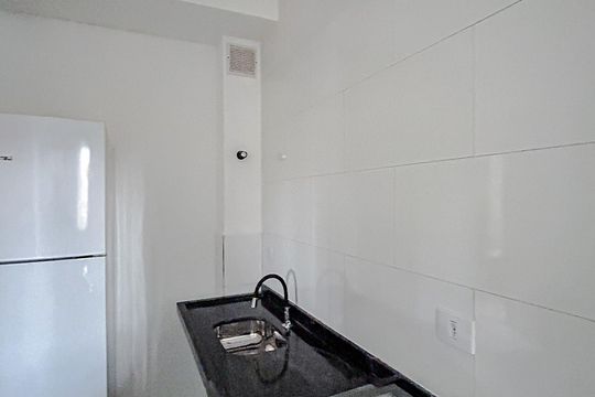 Cozinha e Área de Serviço de apartamento para alugar com 2 quartos, 41m² em Chácara Santo Antônio (zona Leste), São Paulo