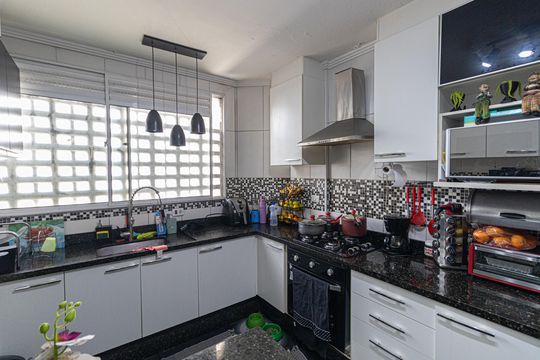 Cozinha de apartamento para alugar com 3 quartos, 130m² em Vila Santana, São Paulo