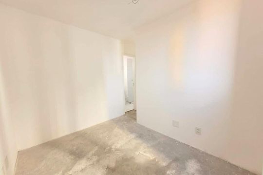 Quarto de apartamento à venda com 2 quartos, 59m² em Parque Jaçatuba, Santo André