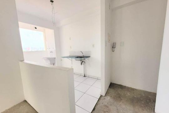 Cozinha de apartamento à venda com 2 quartos, 59m² em Parque Jaçatuba, Santo André
