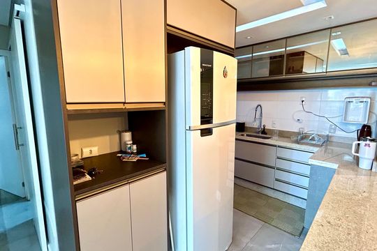 Cozinha de apartamento à venda com 2 quartos, 82m² em Centro, Guarulhos