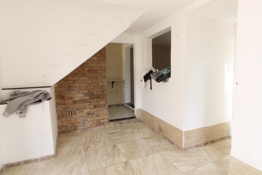 Sala 2 de casa de condomínio para alugar com 3 quartos, 100m² em Jacaré, Cabo Frio