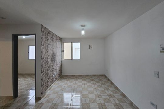 Sala  de apartamento para alugar com 2 quartos, 50m² em Jardim Sao Luis (zona Norte), Guarulhos