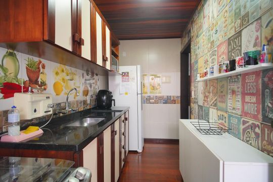 Cozinha de apartamento à venda com 2 quartos, 53m² em Cristo Rei, São Leopoldo