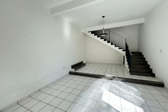 Casa de Condomínio para alugar com 2 quartos, 70m² em Anchieta, Nilópolis
