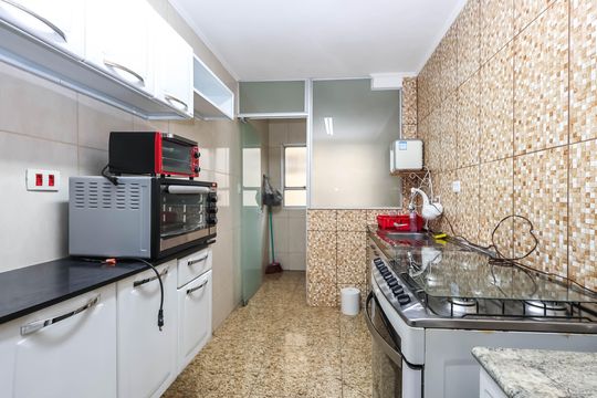Cozinha de apartamento para alugar com 1 quarto, 80m² em Cambuci, São Paulo