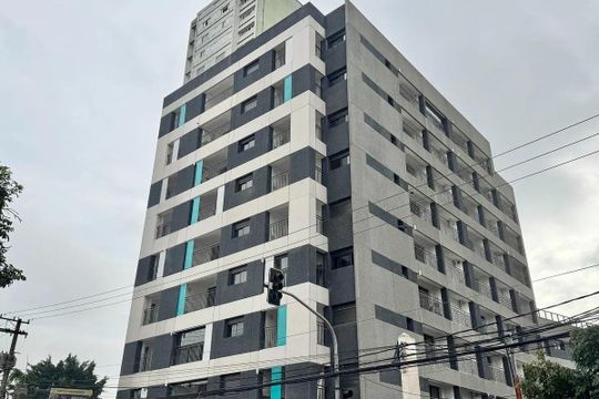 Fachada de kitnet/studio para alugar com 1 quarto, 27m² em Vila Anglo Brasileira, São Paulo
