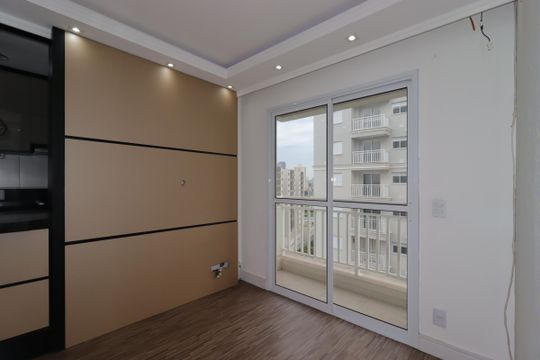 Sala de apartamento à venda com 1 quarto, 38m² em Santa Terezinha, Santo André
