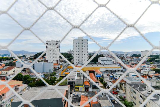 Vista Quarto 2 de apartamento à venda com 2 quartos, 50m² em Jardim Aida, Guarulhos