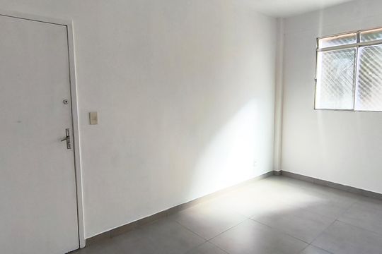 Apartamento para alugar com 3 quartos, 59m² em Copacabana, Belo Horizonte
