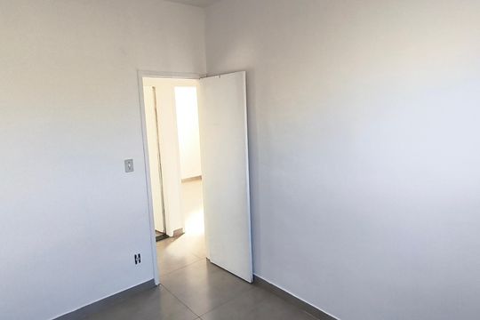 Quarto de apartamento para alugar com 3 quartos, 59m² em Copacabana, Belo Horizonte