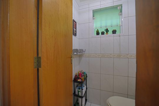 Lavabo de casa à venda com 3 quartos, 125m² em Vila Granada, São Paulo