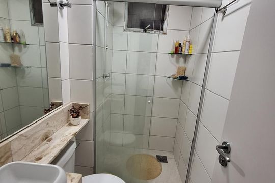 Banheiro social de apartamento para alugar com 2 quartos, 47m² em Niterói, Betim