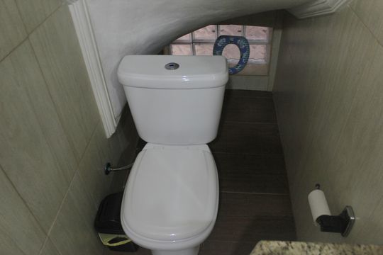 Lavabo de casa à venda com 3 quartos, 185m² em Jardim Tranquilidade, Guarulhos
