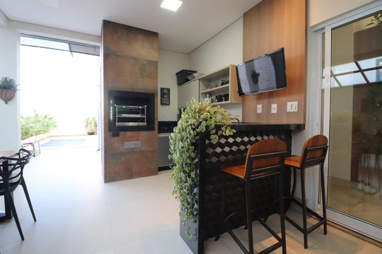 Varanda gourmet de casa de condomínio para alugar com 3 quartos, 200m² em Laranjeiras, Uberlândia