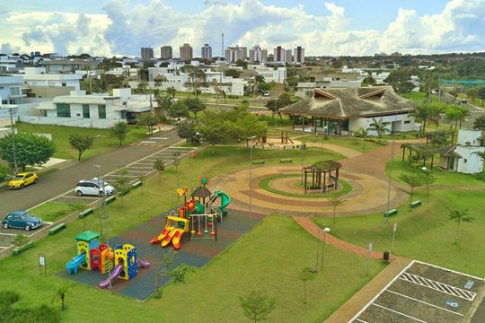 Área comum de casa de condomínio para alugar com 3 quartos, 200m² em Laranjeiras, Uberlândia