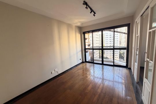 Apartamento à venda com 3 quartos, 95m² em Indianópolis, São Paulo