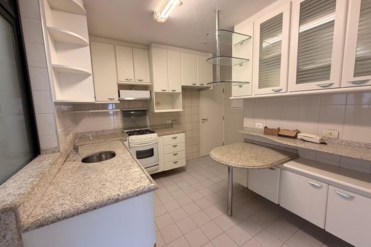 Cozinha de apartamento à venda com 3 quartos, 95m² em Indianópolis, São Paulo