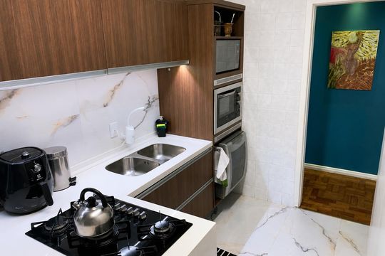 Cozinha de apartamento para alugar com 3 quartos, 75m² em Partenon, Porto Alegre