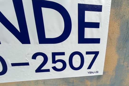 Placa de casa à venda com 2 quartos, 70m² em Higienópolis, Rio de Janeiro