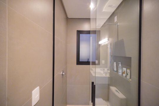 Banheiro da Suíte 1 de casa para alugar com 3 quartos, 197m² em Cachoeira do Bom Jesus, Florianópolis