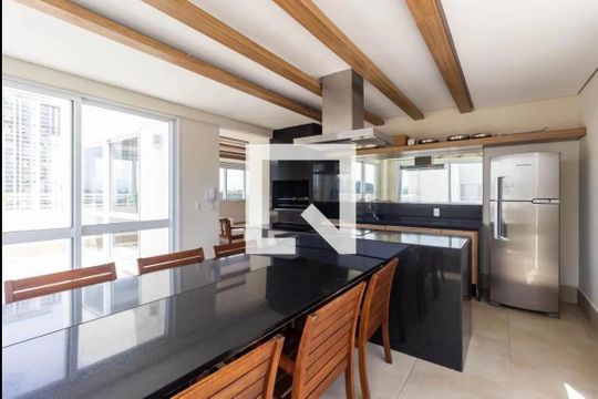 Área comum de apartamento à venda com 2 quartos, 80m² em Vila Sonia, São Paulo