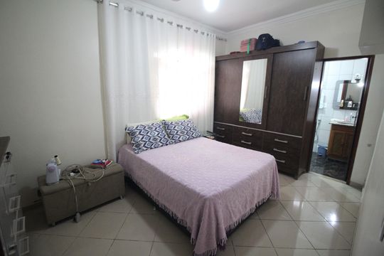 Sala 2 de casa à venda com 3 quartos, 290m² em Barreiro, Belo Horizonte