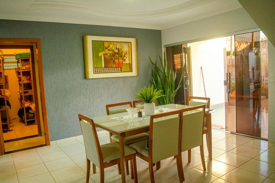 Sala de Jantar de casa à venda com 0 quarto, 330m² em Vila Santa Helena, Goiânia