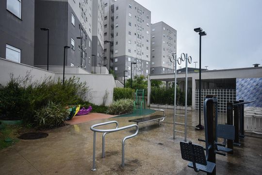 Playground de apartamento à venda com 2 quartos, 42m² em Jardim Monte Alegre, Taboão da Serra