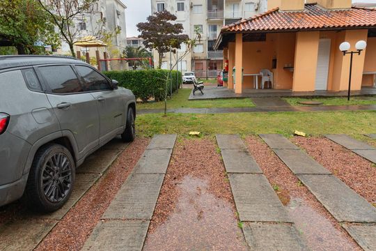 Apartamento à venda com 3 quartos, 71m² em Humaitá, Porto Alegre