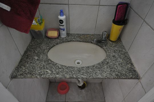 Banheiro de apartamento à venda com 2 quartos, 50m² em Jardim Martins Silva, São Paulo