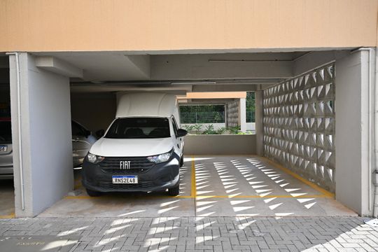 garagem 2 vagas de apartamento à venda com 3 quartos, 68m² em Horto Santo Antonio, Jundiaí