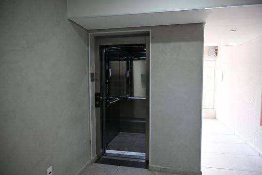 Elevador de apartamento à venda com 3 quartos, 68m² em Horto Santo Antonio, Jundiaí